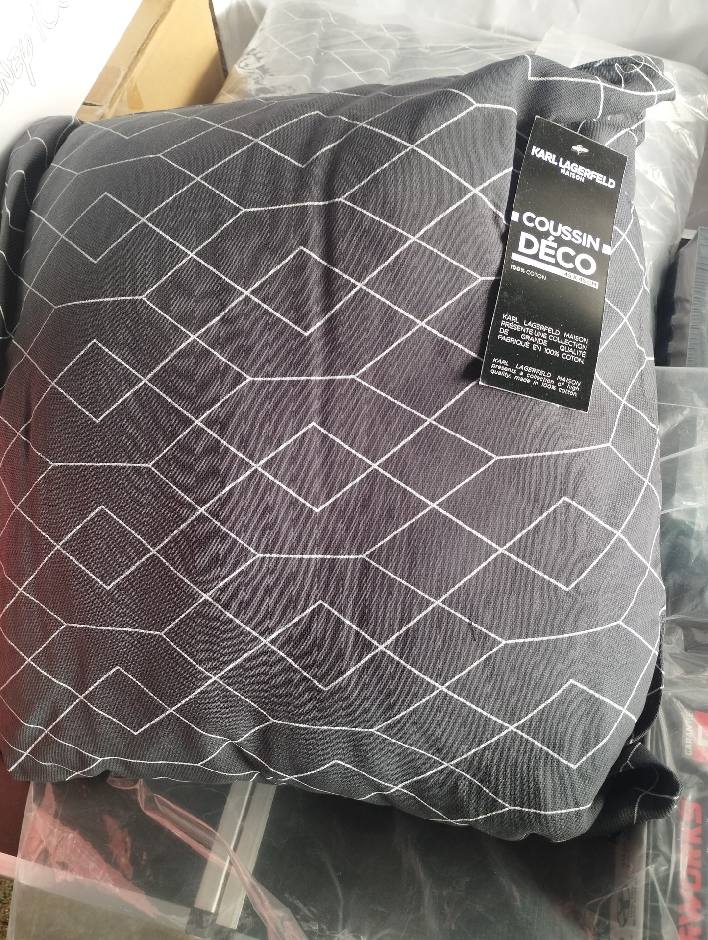 Karl Lagerfeld polster