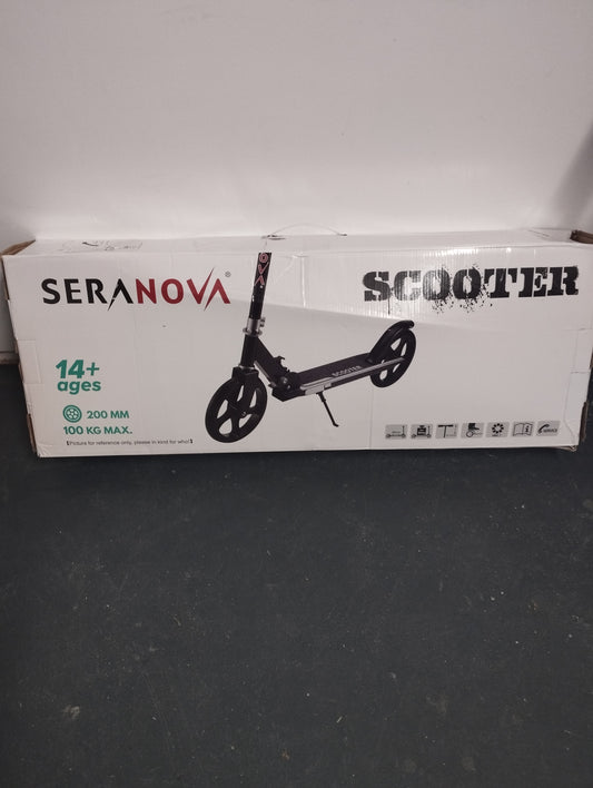 Scooter schwarz